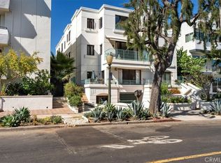 10721 Ohio Ave, Los Angeles, CA 90024