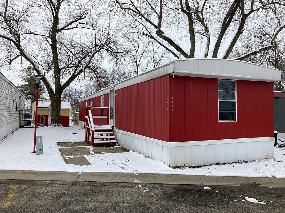 2nd image of 4910 Bade Dr