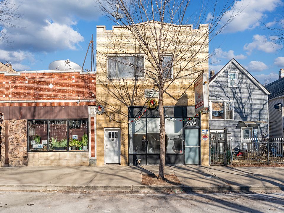 1st image of 3908 W Montrose Ave #2F