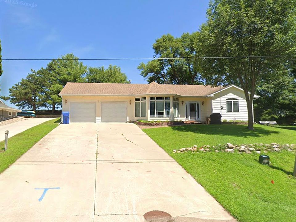 1st image of 17073 255th Ave