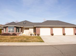 9011 W Barge St, Yakima, WA 98908
