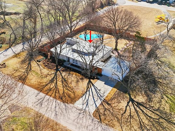 4th image of 10115 General Bond Ct