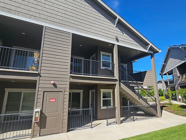 3515 Juanipero Way — Photo 2