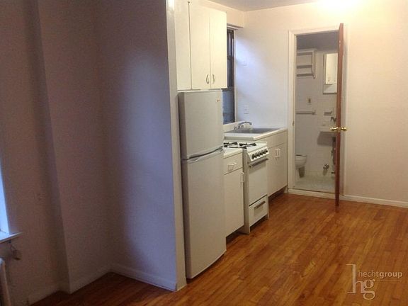 3rd image of 426 E 83rd St APT 2A
