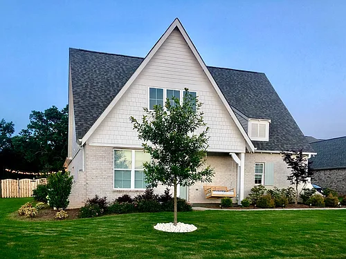 113 Starling Dr Photo 1