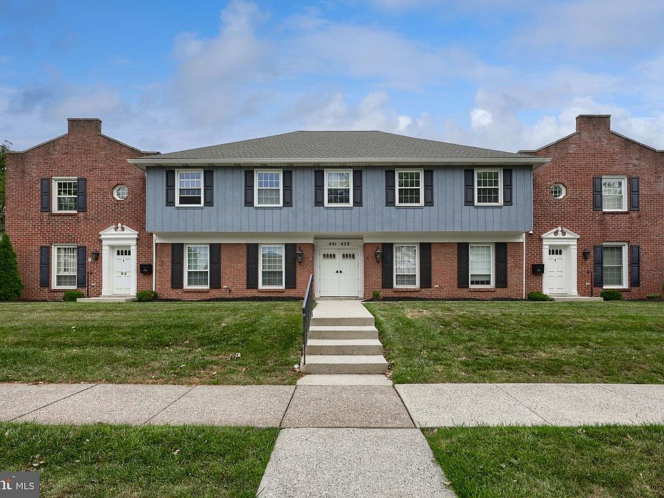 1st image of 443 W Caracas Ave