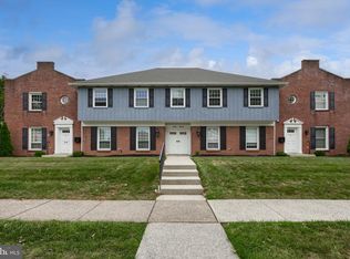 443 W Caracas Ave, Hershey, PA 17033