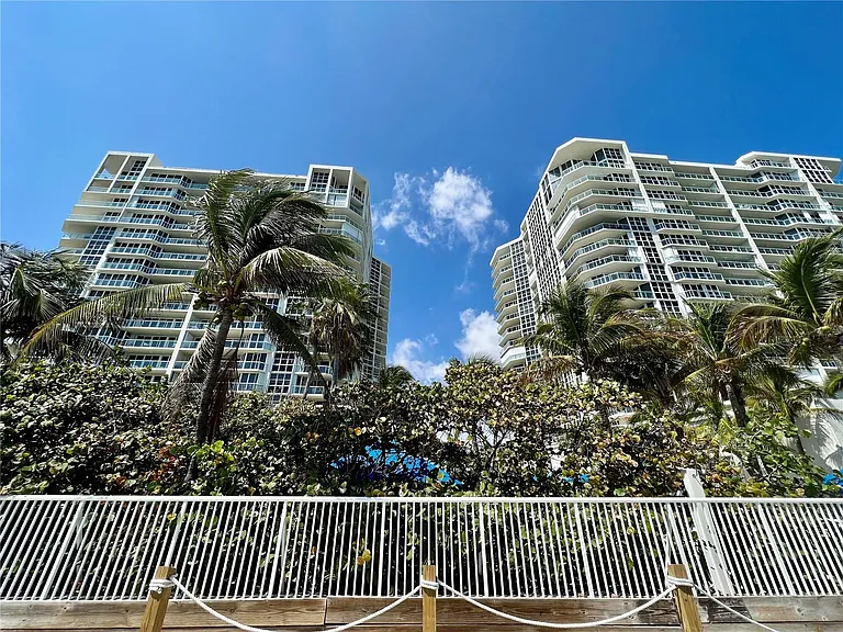 6001 N Ocean Dr #706 — Photo 47