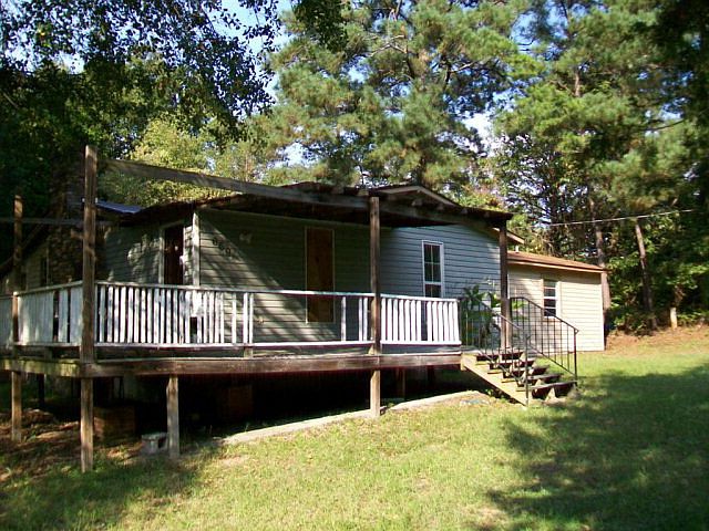 2nd image of 659 Gibbs Rd S