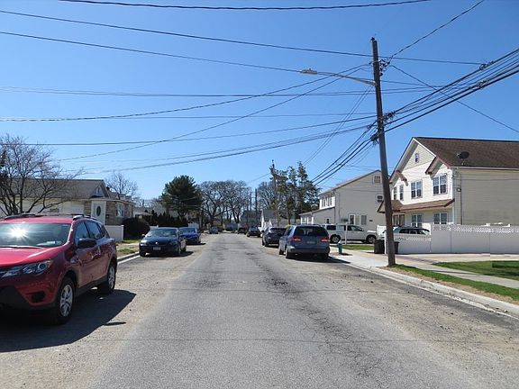 4th image of 339 Doherty Ave