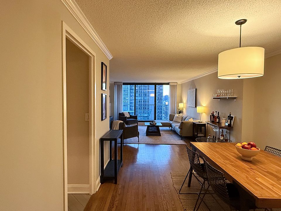 Living Room / Dining Area