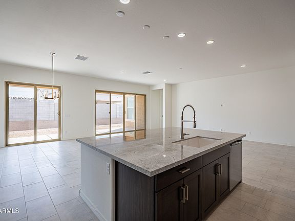 5th image of 257 S 165TH Avenue