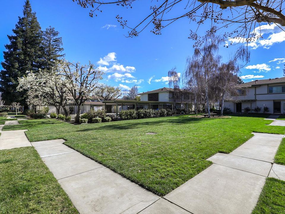 2nd image of 619 Millich Dr