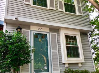 1656 Harvest Green Ct, Reston, VA 20194
