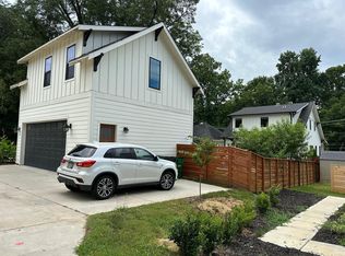 2022 W Trade St, Charlotte, NC 28216