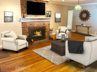 241 Lamberts Mill Rd, Westfield, NJ 07090
