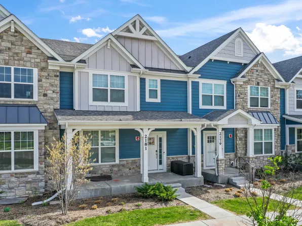 2181 Brandywyn Ln, Buffalo Grove, IL 60089