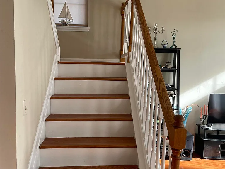 5 Gimbel Pl — Photo 12