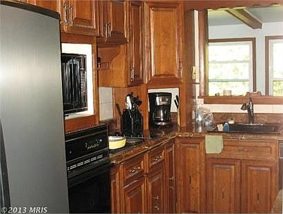 2nd image of 737 Cecil Ave N