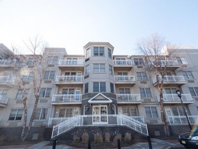 15 Freedom Way #301, Jersey City, NJ, 07305