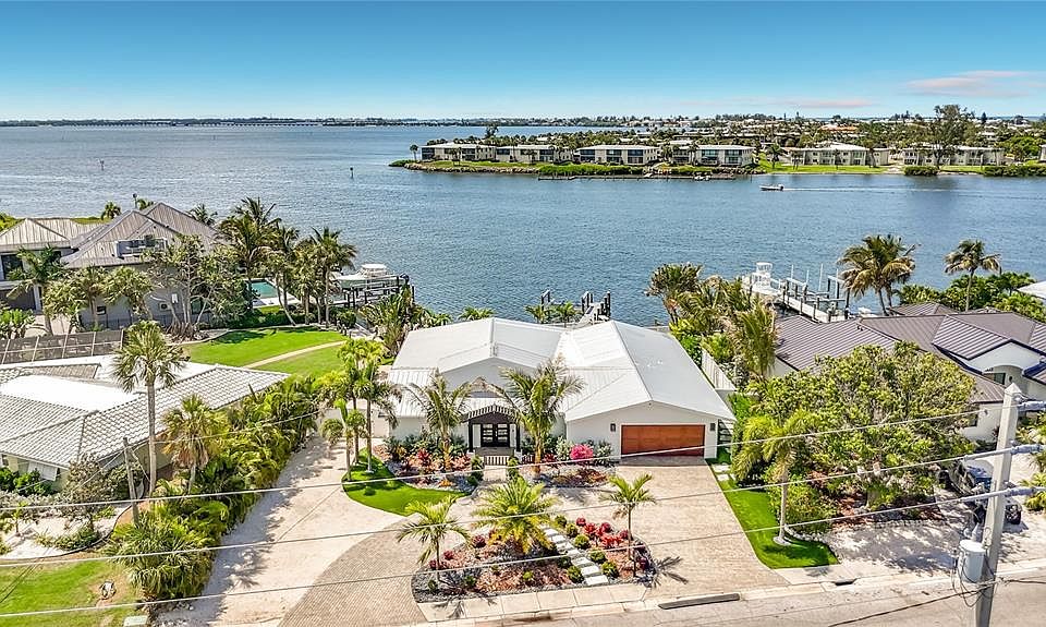 1st image of 605 Key Royale Dr