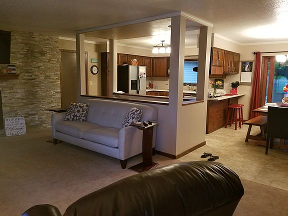 Open Concept Main Living
