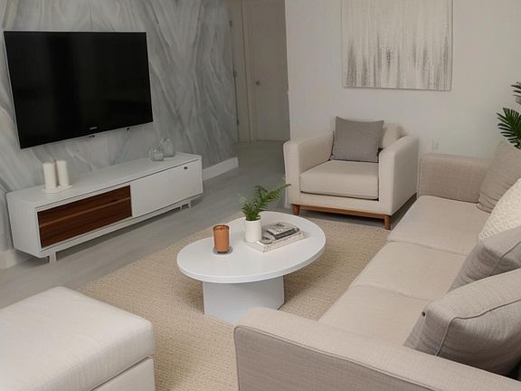 4th image of 6641 Miramar Parkway