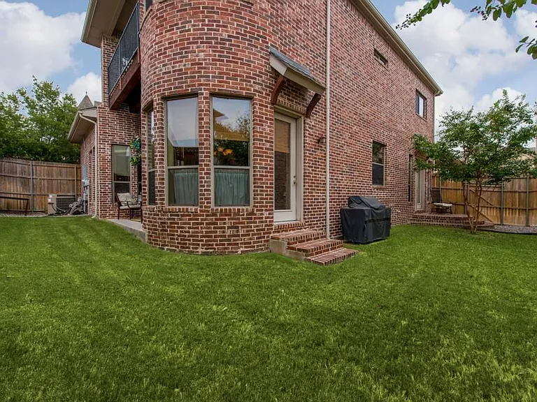 7005 Kenswick Dr — Photo 12