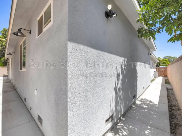 813 Lees Ave, Long Beach, CA 90815