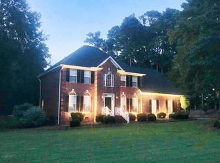 101 Fairway Lakes Rd, Greenwood, SC 29649