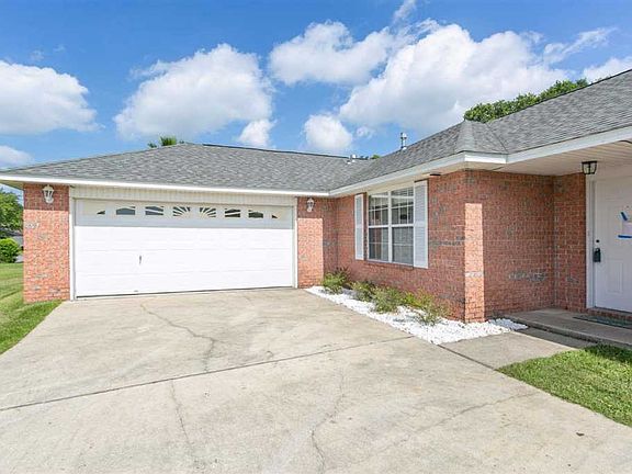 5th image of 1638 Cedrus Ln