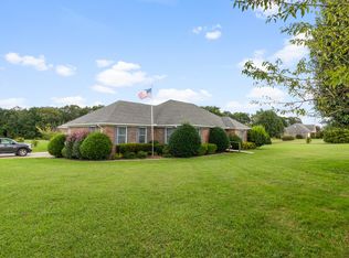 132 Tabor Pl, Hohenwald, TN 38462