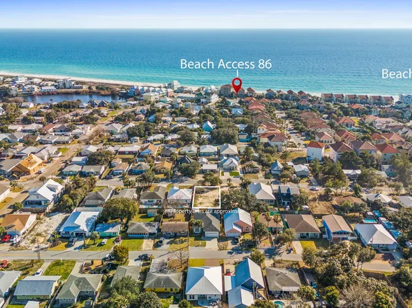 21522 Dolphin Ave, Panama City Beach, FL 32413
