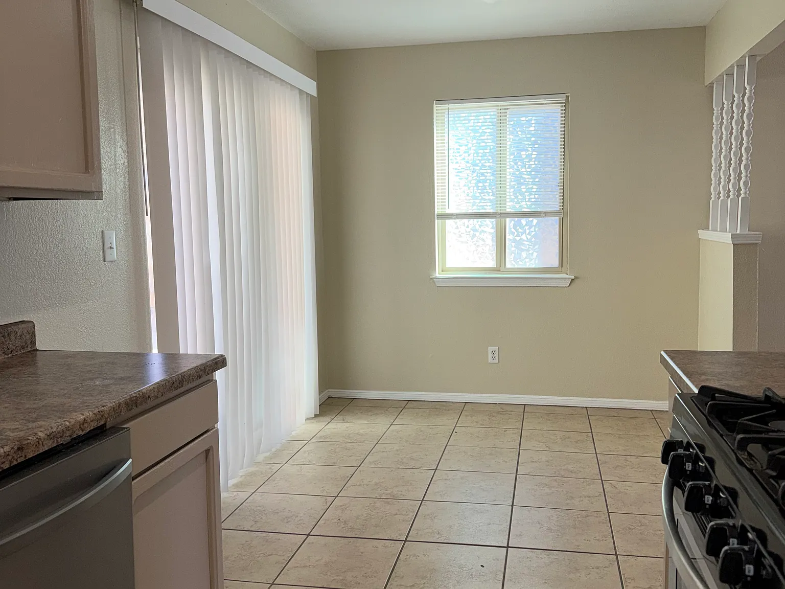 3 bed, $1,399 — Photo 4