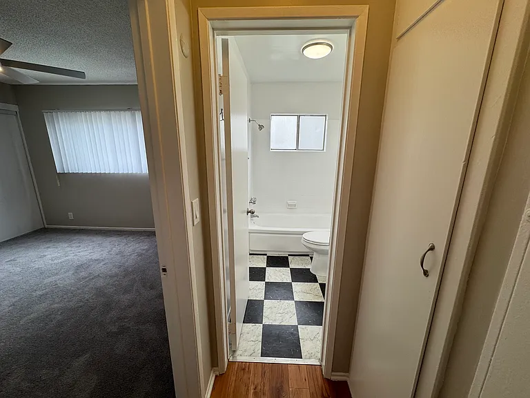 The Russell Riviera — Photo 33