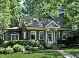 45 Oak Ter, Saint Louis, MO