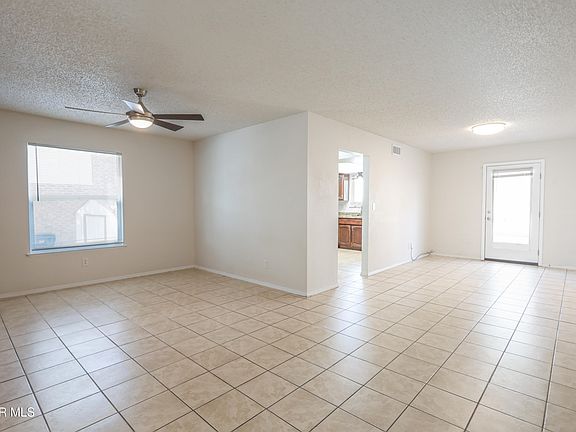 3rd image of 11617 Soberana Ln #A