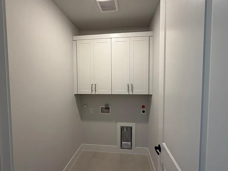7366 Farley St — Photo 33