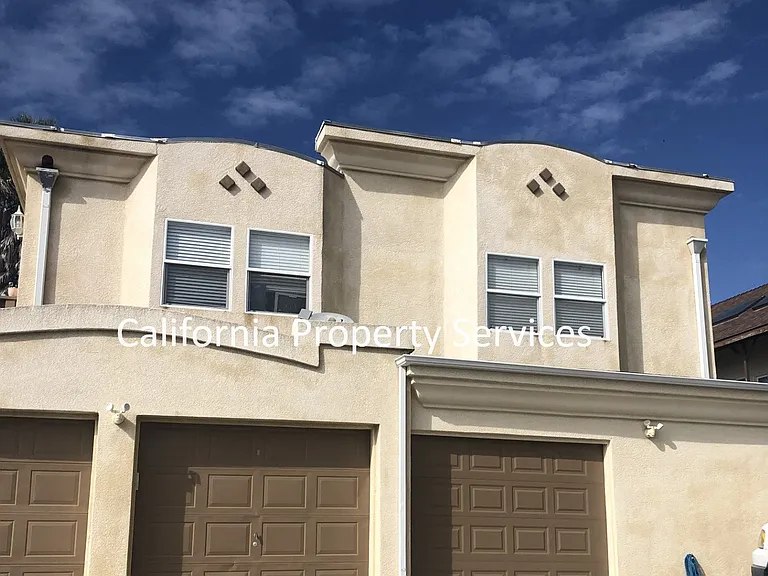 118 Vista Del Mar Ave #2 — Photo 1