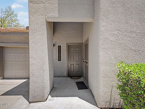 4th image of 7401 W ARROWHEAD CLUBHOUSE Drive #2087
