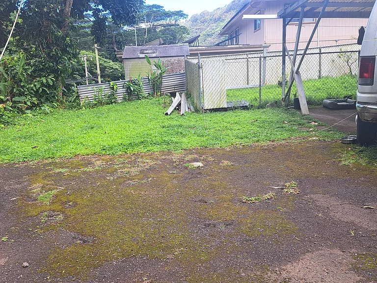 3398 Kalihi St — Photo 17