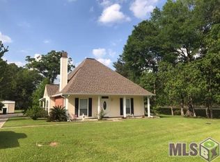 10389 Carter Hills Ave, Denham Springs, LA 70726