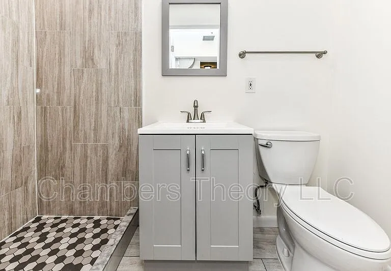 8088 Edinburgh Dr — Photo 37