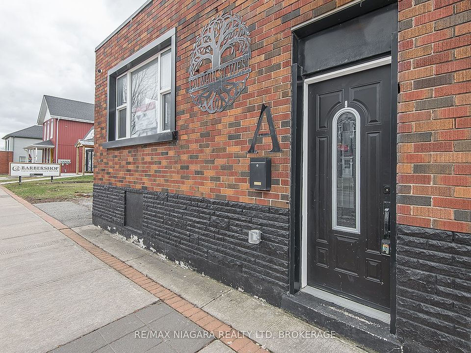 1st image of 120 Main St W