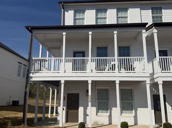 459 Olive Branch Way, Oxford, MS 38655