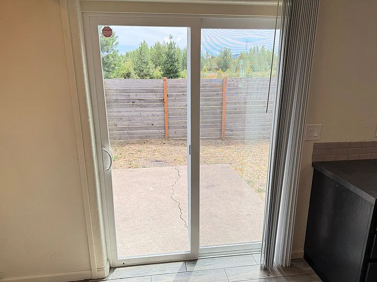 4432 Fergus Ave — Photo 12