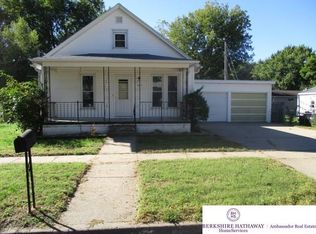 435 E 15th St, Fremont, NE 68025