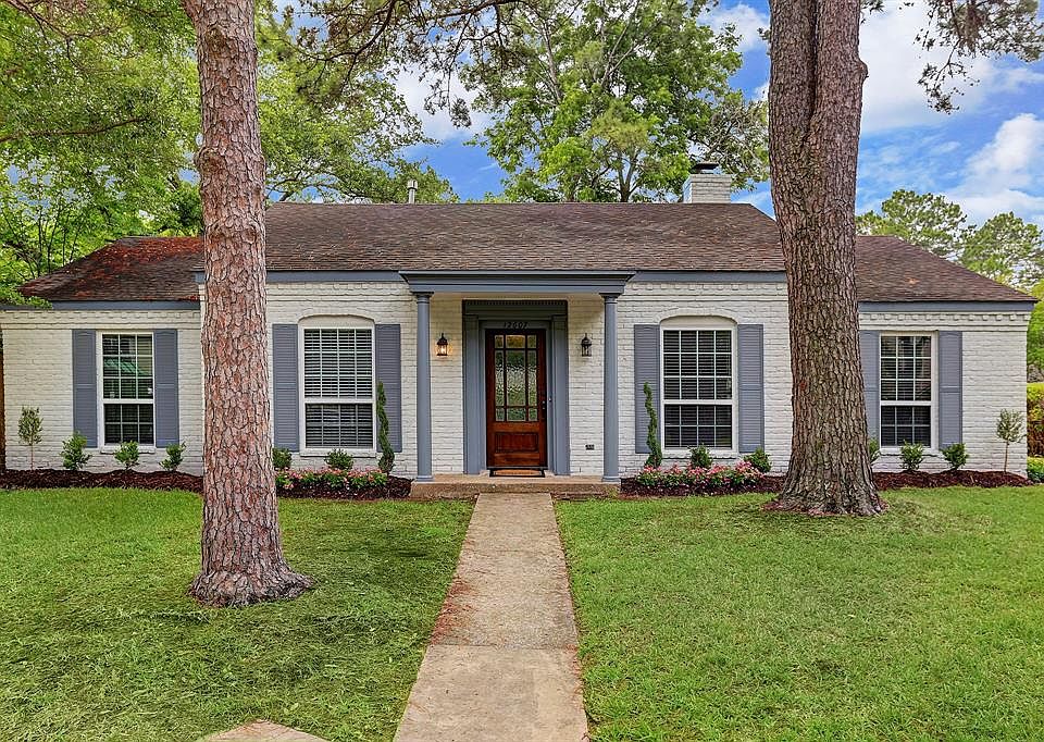 1st image of 12607 Trail Hollow Dr