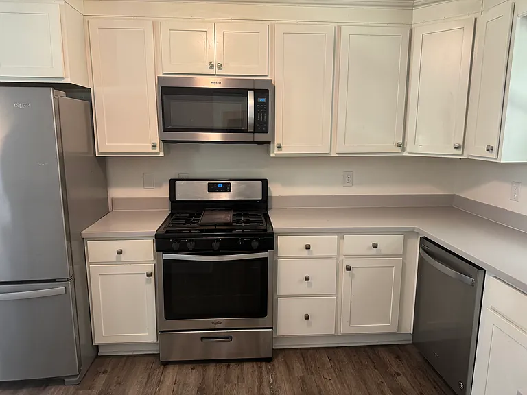 35 Christian Woods Ln — Photo 5