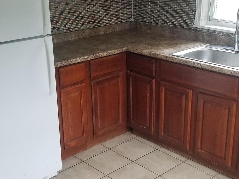 2nd image of 181 Armstrong Ave